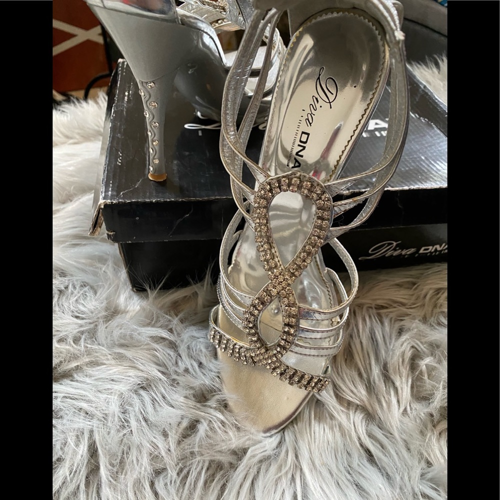 Diva DNA Heels